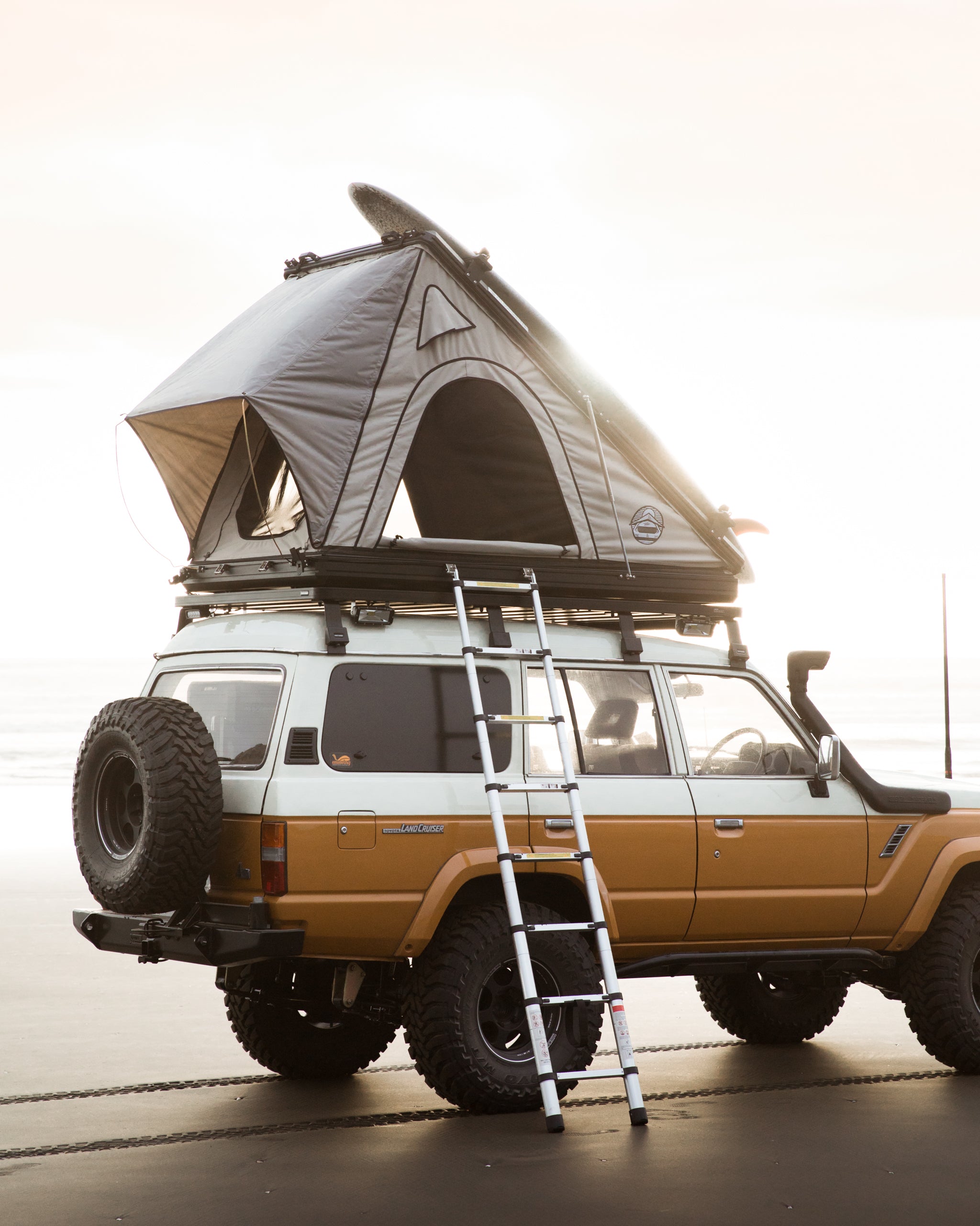 feldon roof top tent Feldon Shelter - Hawk's Nest Aluminium Rooftop Tent