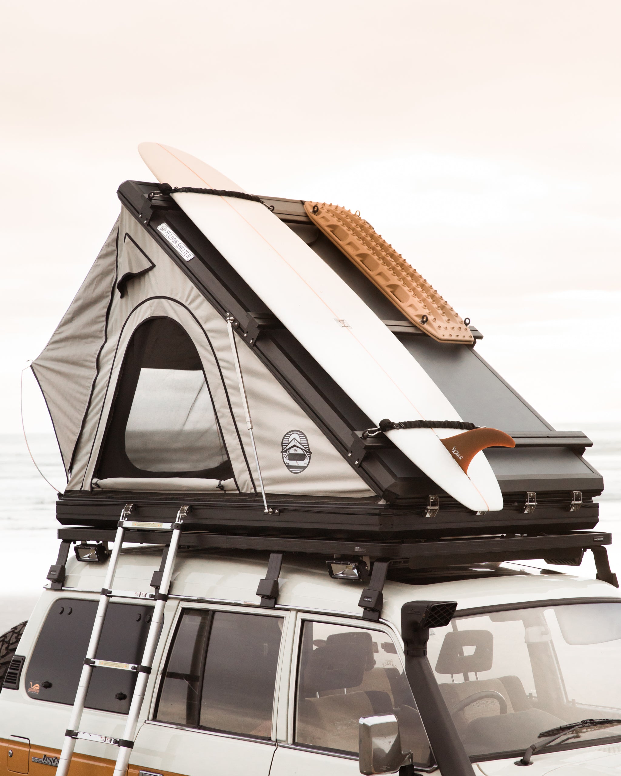 feldon roof top tent Feldon Shelter - Hawk's Nest Aluminium Rooftop Tent