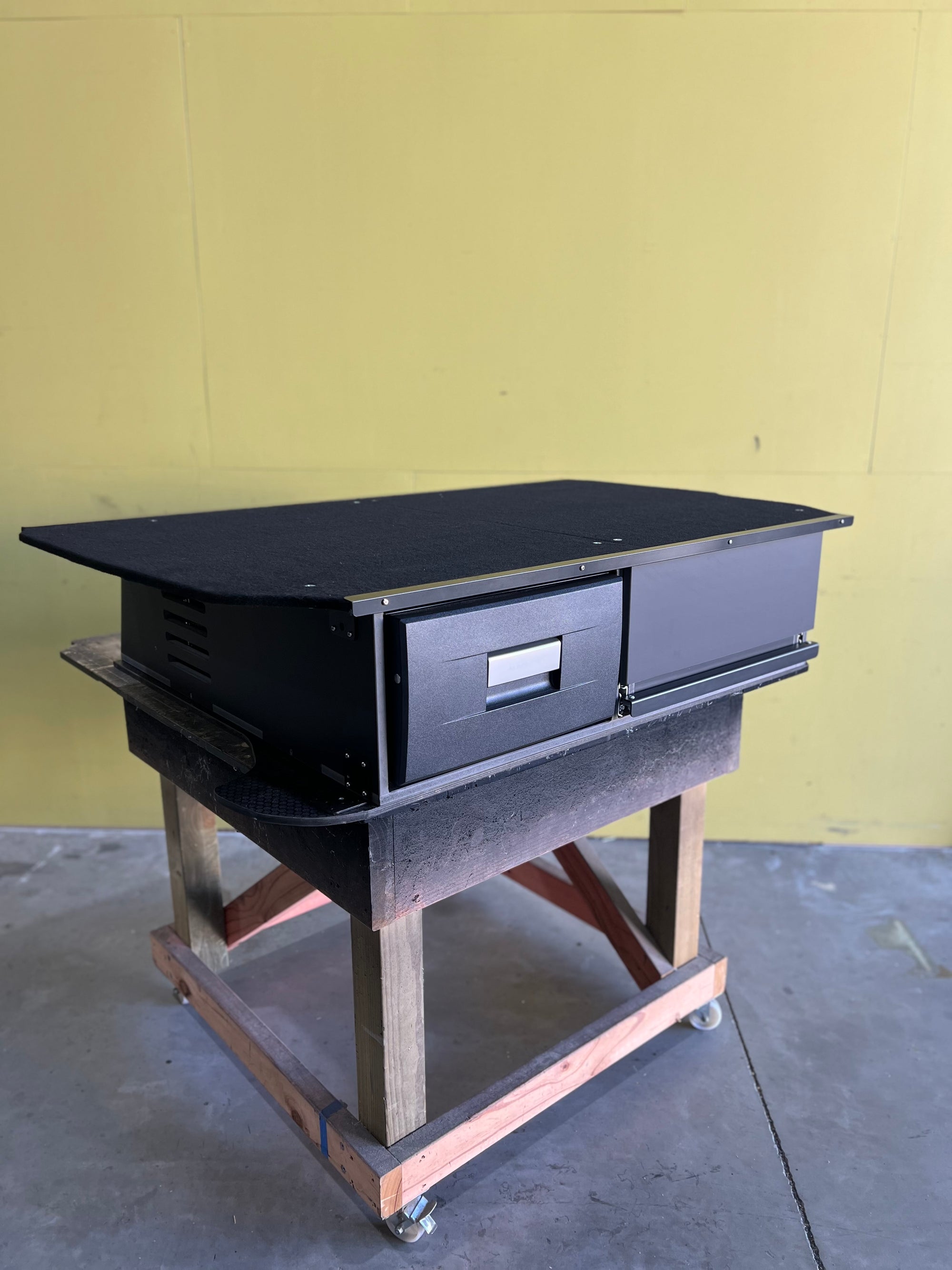 CHILLDOUBLE — Gear, Beers, And Everything In Between